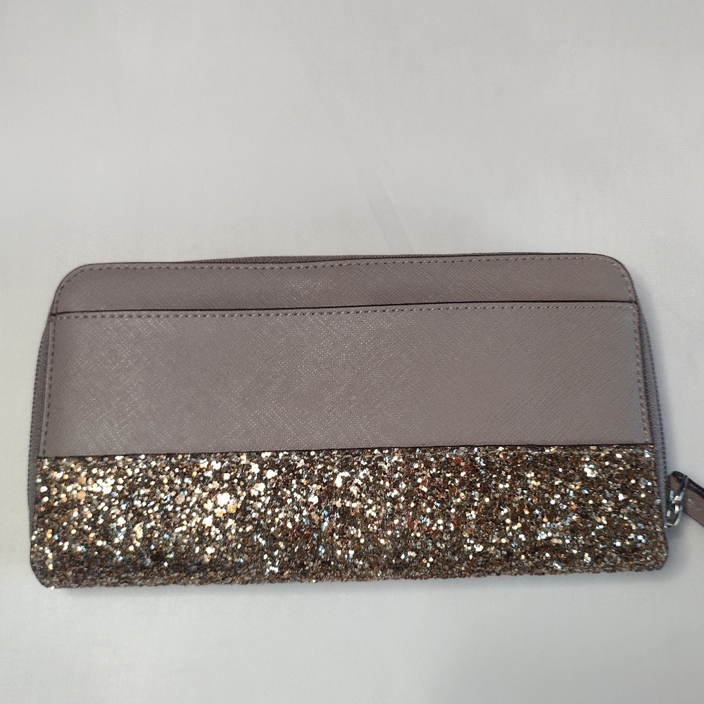 Wallet - Picture 3 of 5